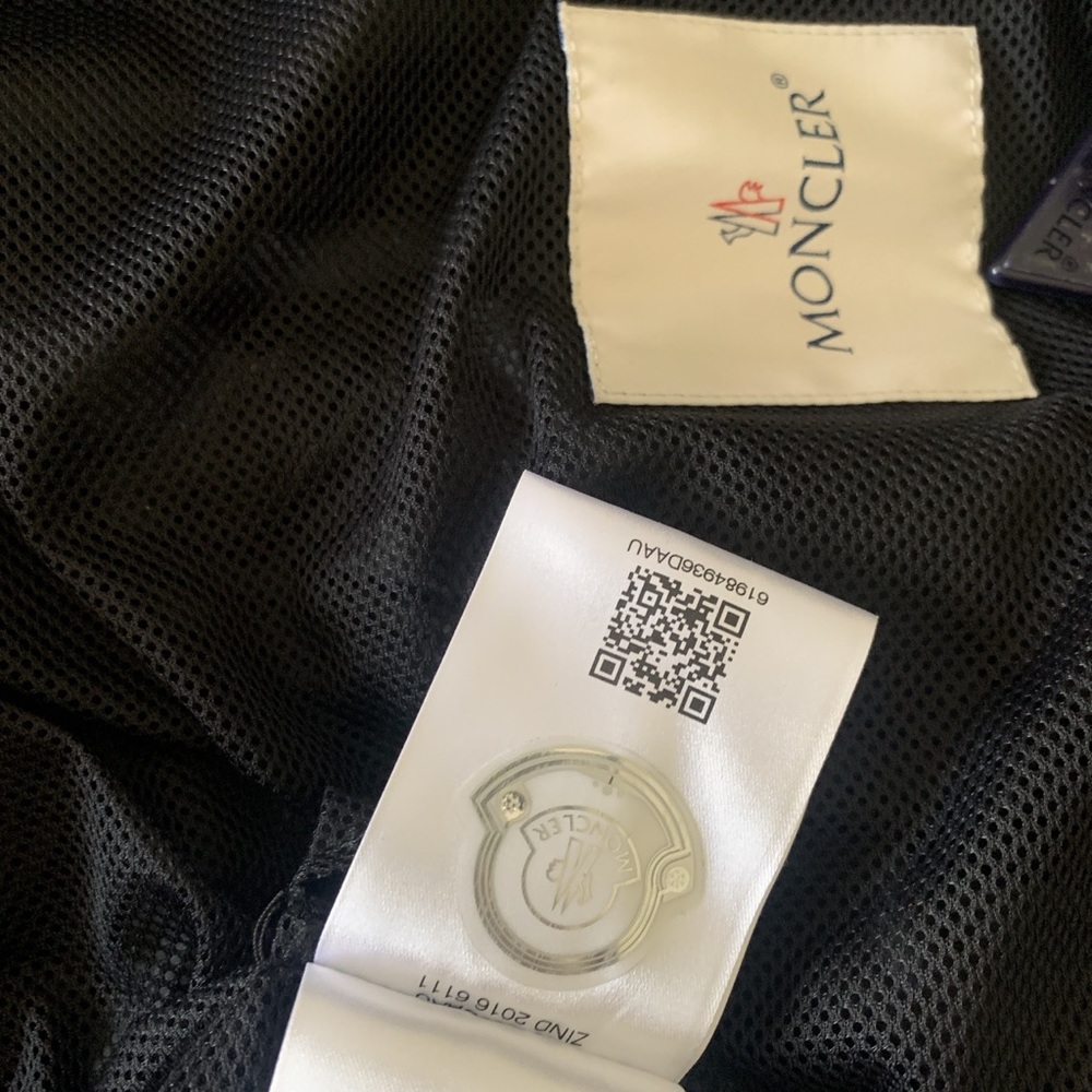 Authentic moncler black windbreaker